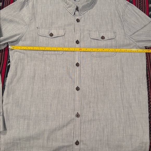 O’Neill Button Down/Flannel, Size XL - Picture 6 of 8